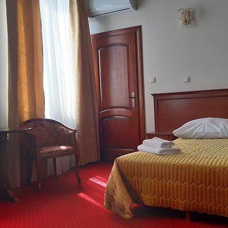 Dworek Vesaria Lublin Exteriér fotografie
